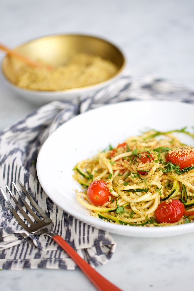 Zucchini noodles with cherry tomatoes 