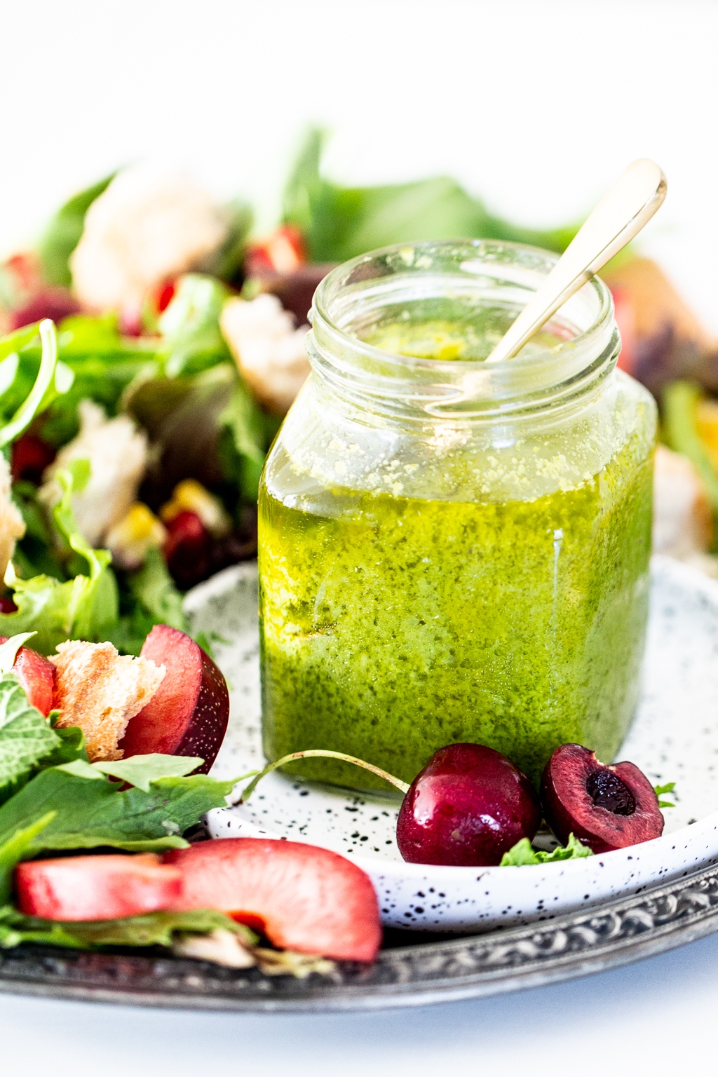 ensalada con cerezas, summer panzanella with cherries and basil-avocado dressing