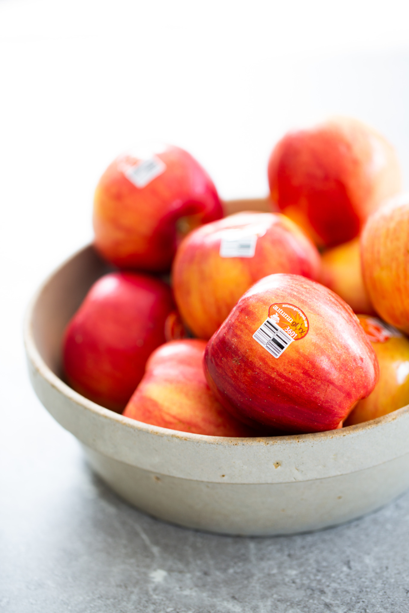 bowl of apples