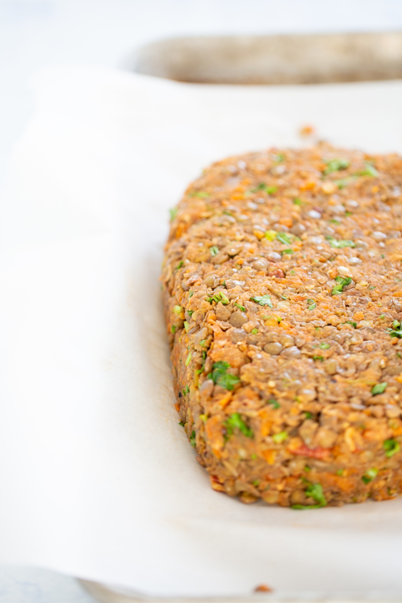 VEGAN LENTIL LOAF WITH TOMATO GLAZE