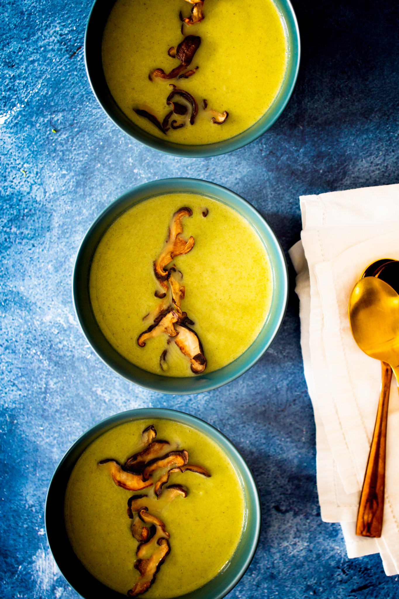 broccoli soup with SHIITAKE MUSHROOM CRISPS