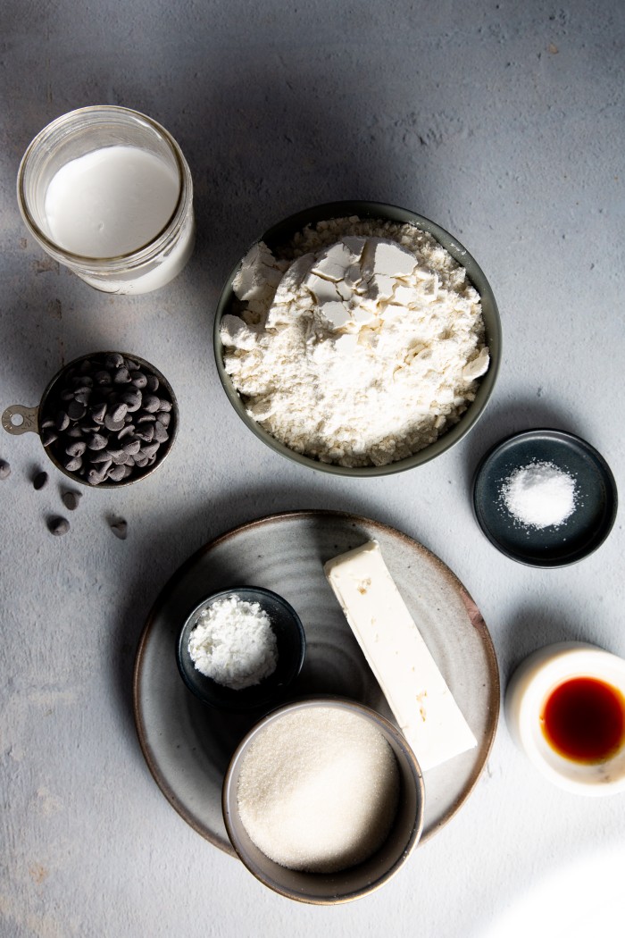 Ingredients to make the best vegan scones with chocolate chips