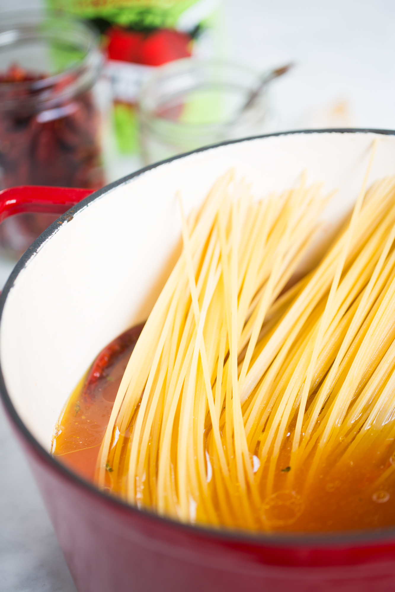 spaghetti in a dutch oven