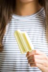 Recipe for avocado and lemon green popsicles.