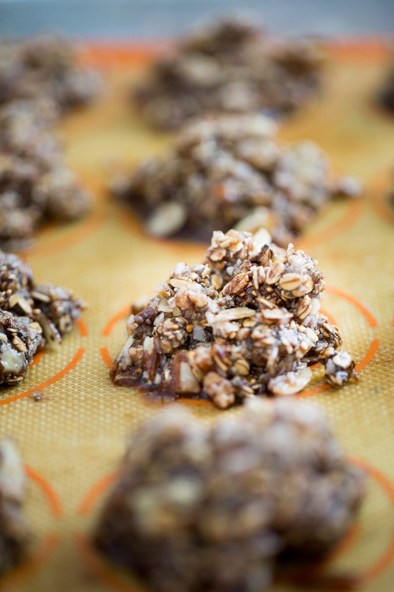 Granola clusters cookies, vegan.