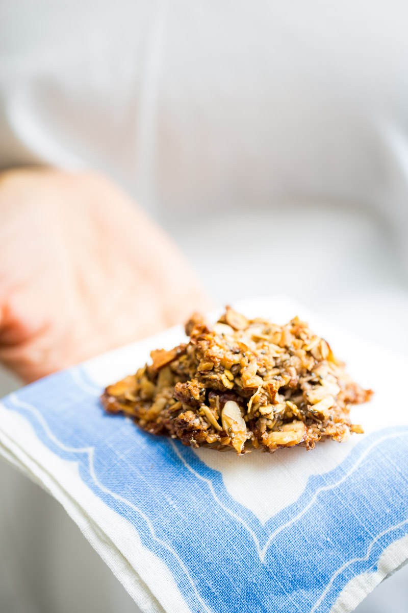 Granola clusters cookies, vegan.