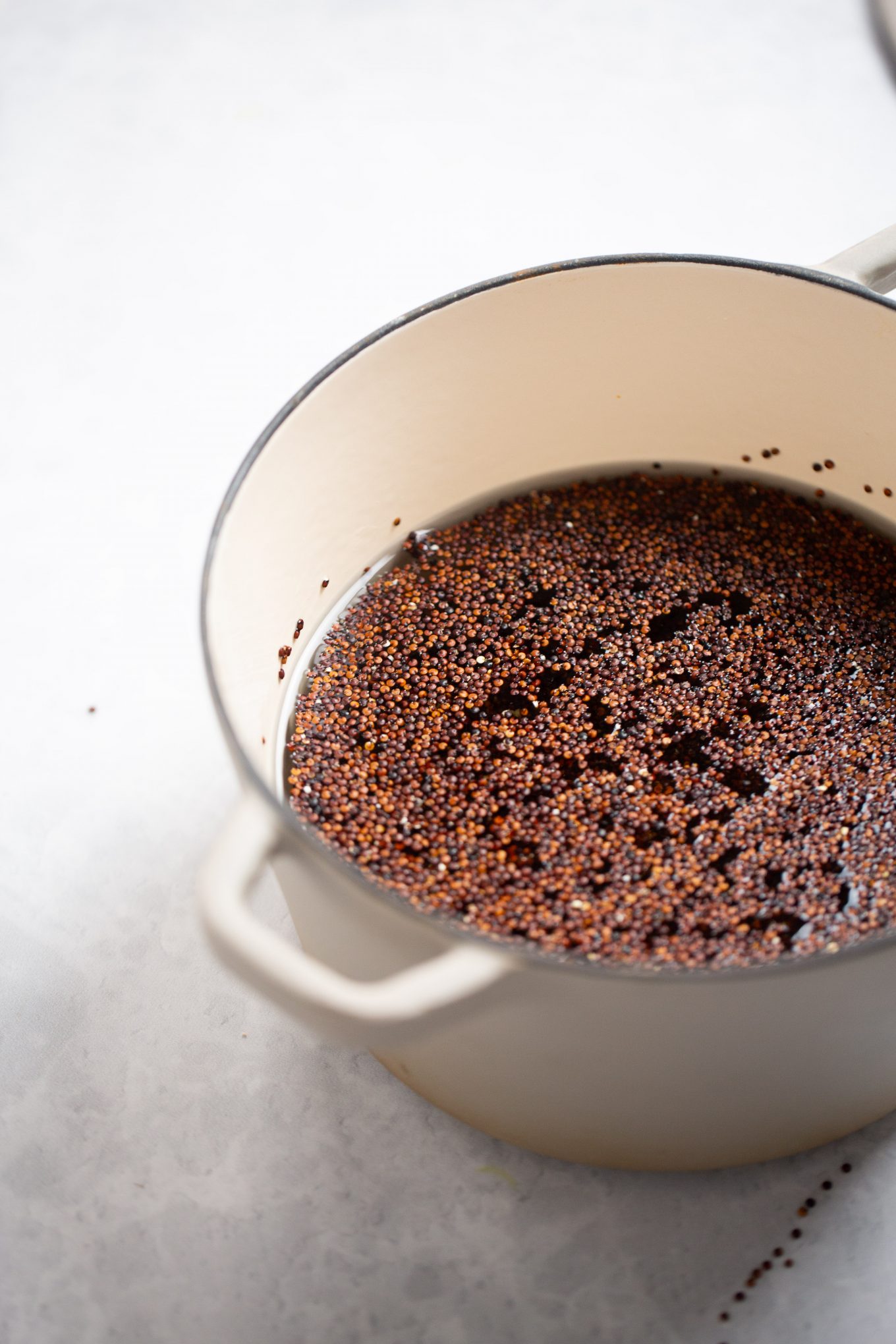 Quinoa and water in a pot