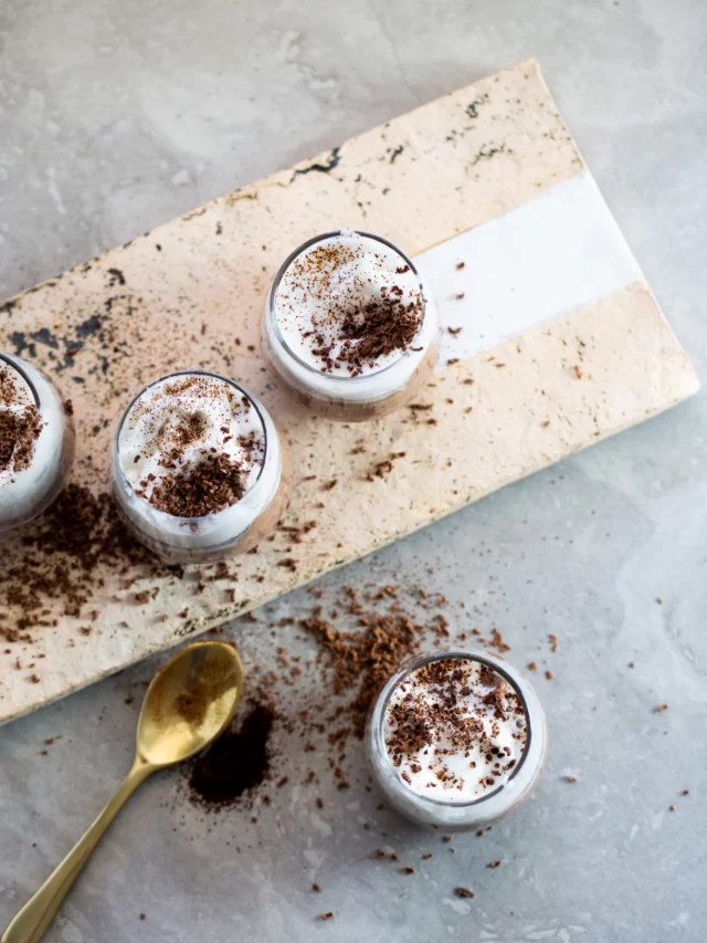 VEGAN CHOCOLATE MOUSSE