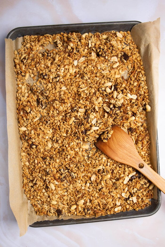 chocolate peanut butter granola