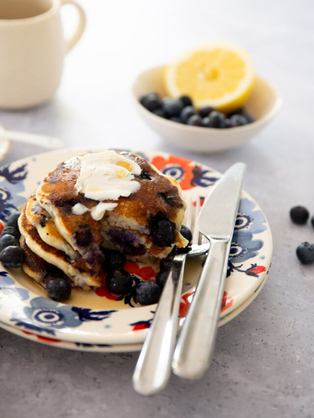 LEMON BLUEBERRY PANCAKES